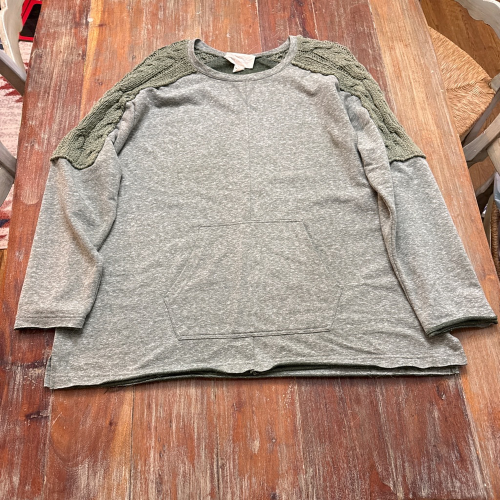 Evy’s Tree Green Consuelo Sweatshirt XL Knit Detail